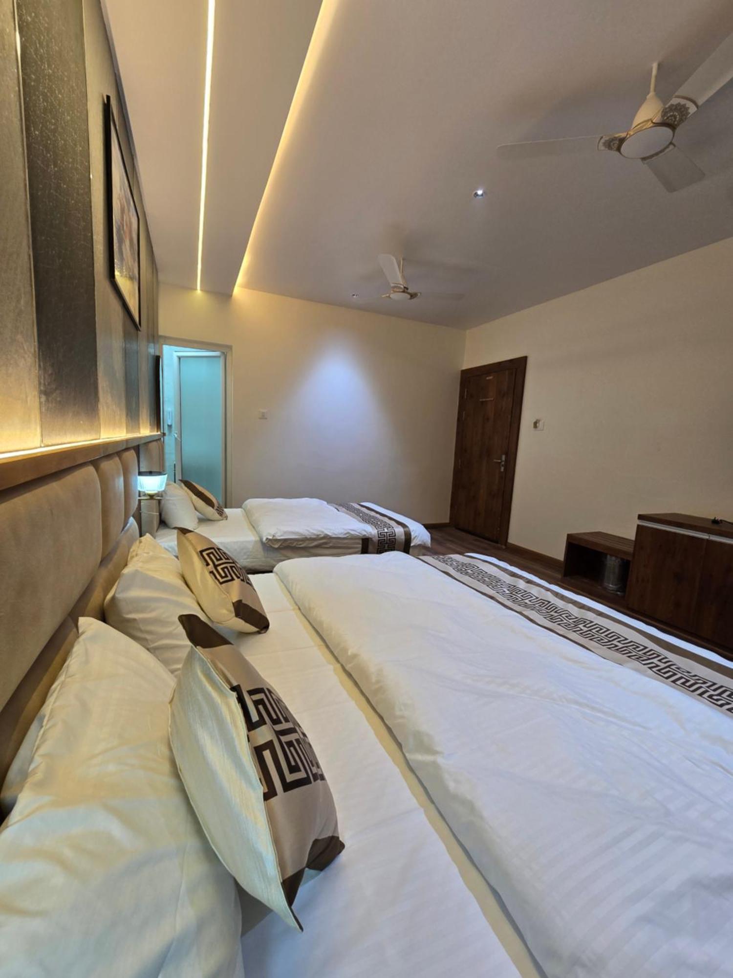 Hotel Fortune Ayodhya Exterior foto