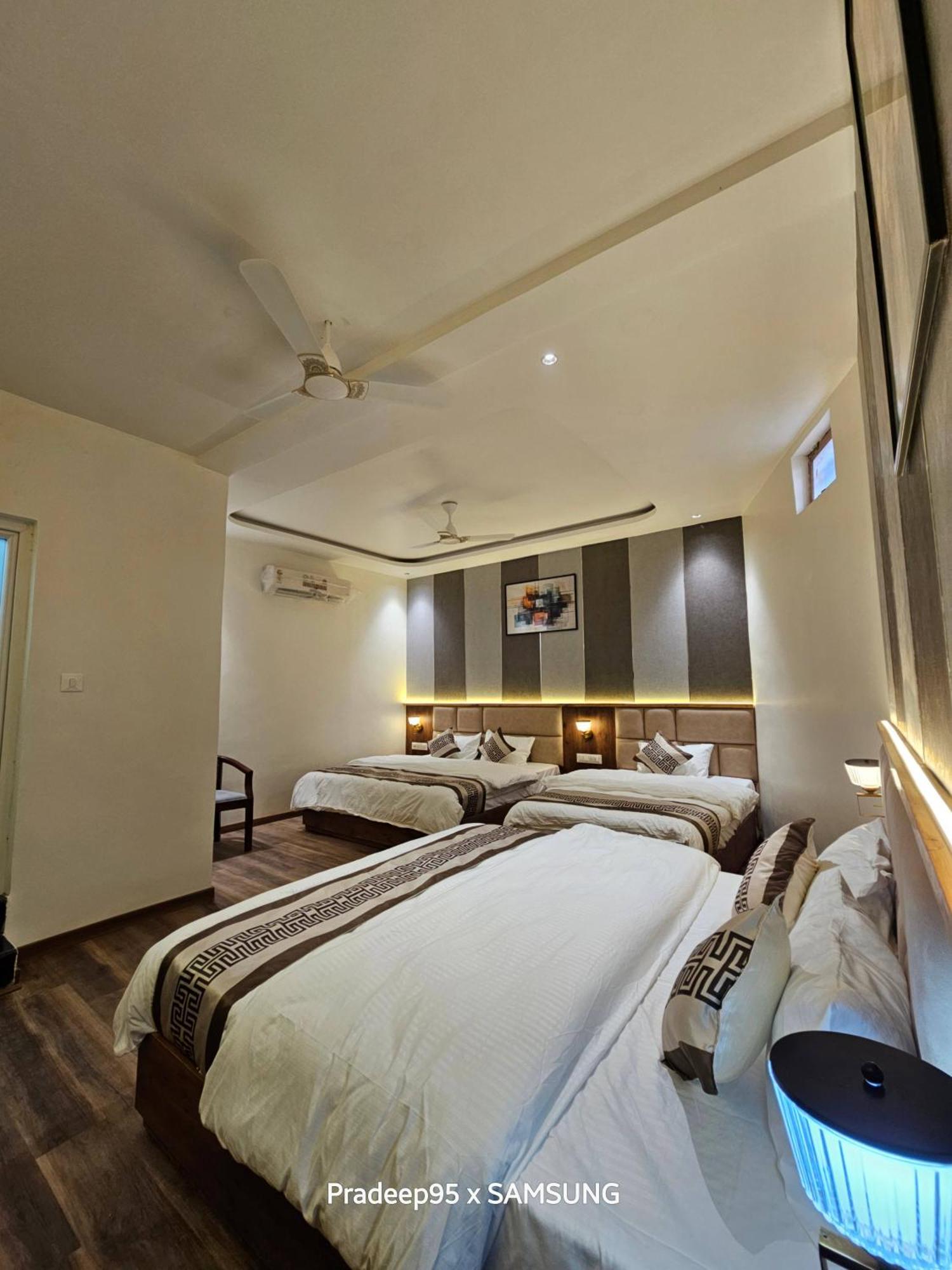 Hotel Fortune Ayodhya Exterior foto